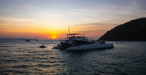 Pattaya: 3-Island Cruise, Sunset Option & Buffet Lunch