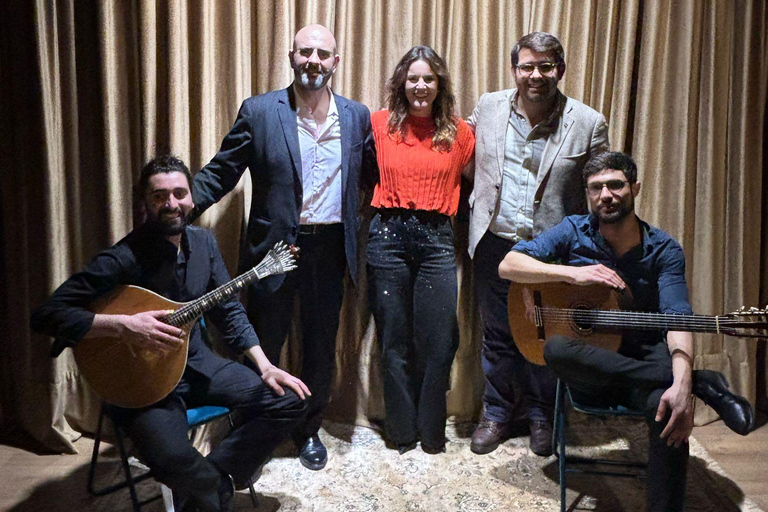 Lisbon: Live Fado Show in Historic Alfama with Port Wine