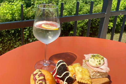Prosecco Hills Private Tour All inclusive. 2 wineries+lunch