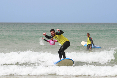 Lissabon: De Surf Instructeur - surflessen met transfer