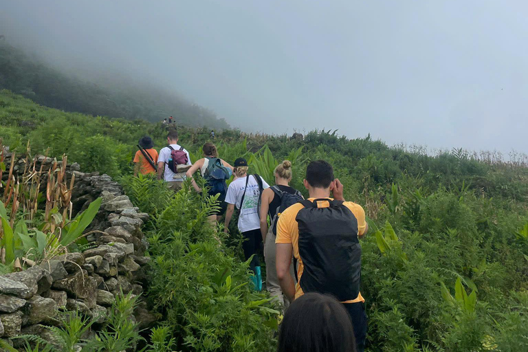 SA PA TREKTOCHT 2D/1N DOOR NATUUR EN CULTUUR MET LALA