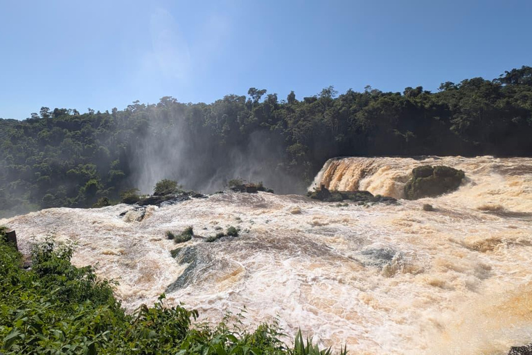 Iguazu: 2-Day Private Tour of Brazil, Argentina and Paraguay
