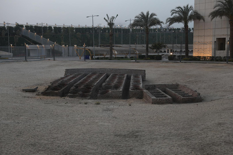 Desde el puerto de Alejandría: Museo Nacional, Ciudadela y Bazar