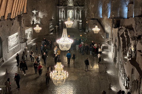 Cracóvia: Visita guiada à mina de sal de Wieliczka com transferes do hotelCracóvia: Visita guiada à mina de sal de Wieliczka com traslados do hotel