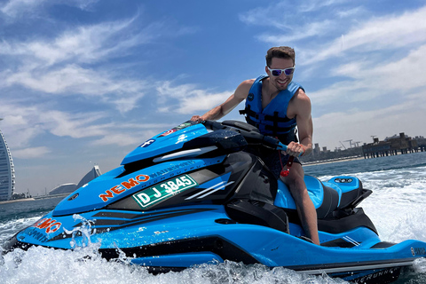 Dubai, Dubai Burj Al Arab Jet Ski Rental med glass och foton