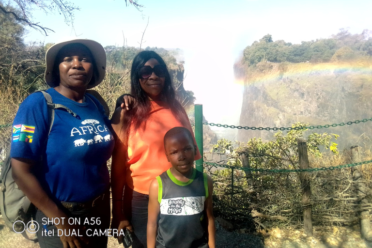 Victoria Falls Tour:Guided Walk with Female Guide