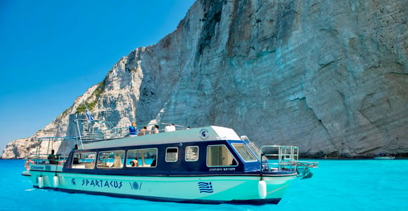 Zakynthos: Glass-Bottom Boat to Navagio, Caves & White Beach