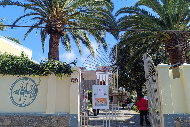 Pablo Neruda Sightseeing Tour: Discover Neruda's Valparaíso and Visit His House Pablo Neruda Sightseeing Tour: Discover Neruda's Valparaíso and visit his house