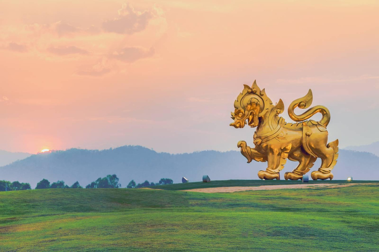 Chiang Mai: Chiang Rai Temples & Singha Park Day Trip
