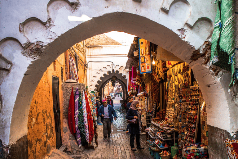 Marrakech Medina Night Tour with Rooftop Dinner