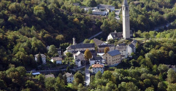 Cannobio: Hiking Tour with Wine Tasting