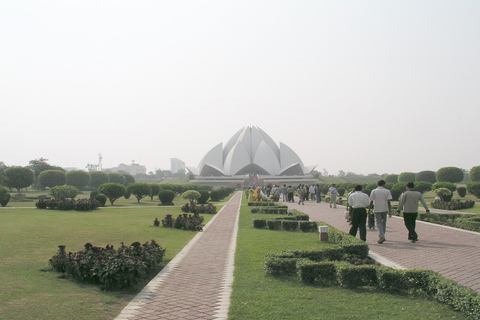 Delhi: Najlepszy przewodnik ze zwiedzaniem Delhi i Taj MahalWycieczka wygodnym samochodem z klimatyzacją oraz lokalnym przewodnikiem po Delhi i Agrze