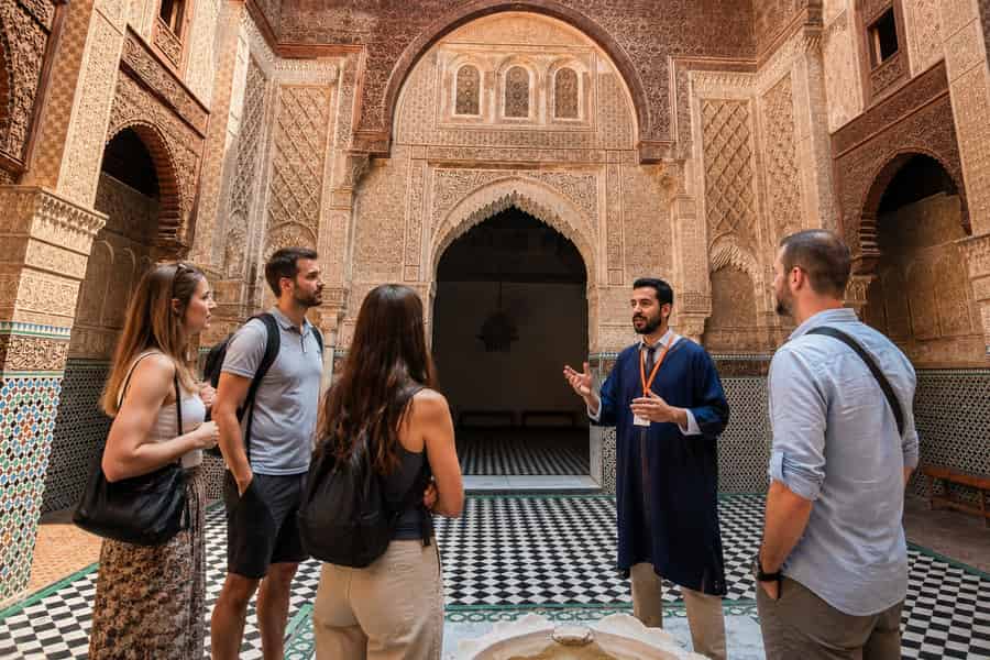Al Attarin Madrasa, Chouara-leerlooierij toegang zonder wachtrij