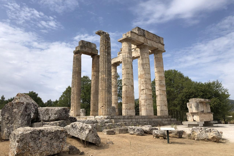 Het orakel van Delphi & de trappen van de heilige Paulus uit het oude Korinthe