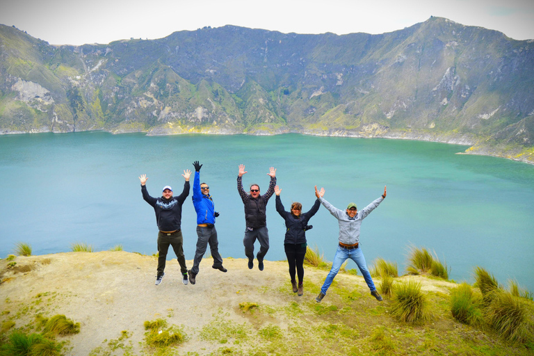 Quito: Quilotoa Loop 4-Day Trekking Tour with Guide Without hostel bookings
