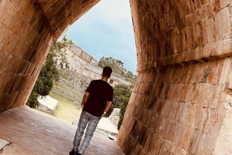 Private Tour Uxmal Land Rover Vintage safari & Mayan brunch