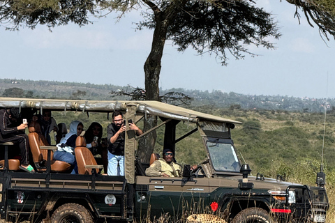Nairobi National Park Half Day Guided Safaris in 4x4 Vehicle Private Half Day Guided Safaris in 4x4 Open roofed Van
