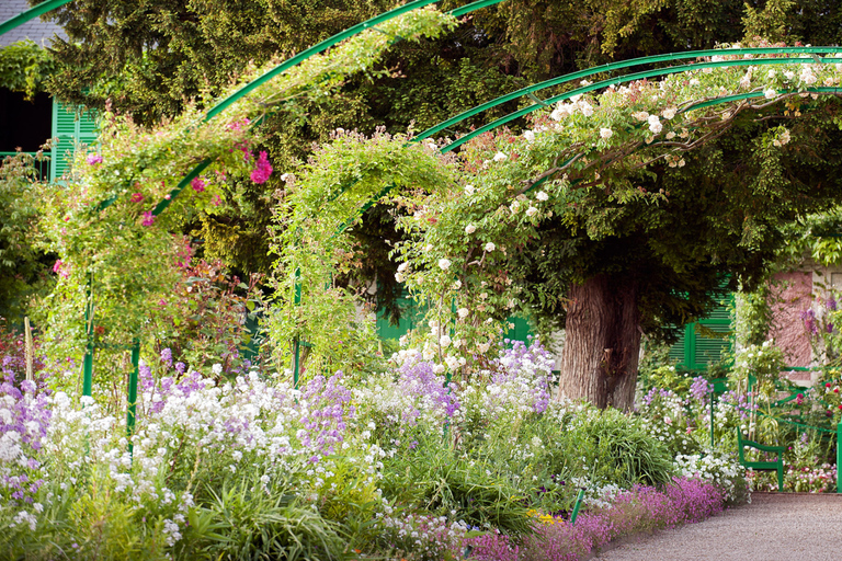 Giverny: Audio-Guided Investigation & Monet's House Giverny: Audio-Guided Tour Only