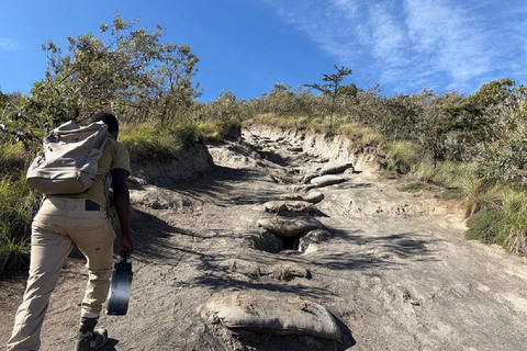 Day Trip to Mt. Longonot Hike and Lake Naivasha Boat Ride Mt. Longonot Hike and Lake Naivasha without Entry fee