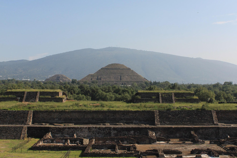 Depuis CDMX : visite guidée de Teotihuacán et GuadalupeAu départ de CDMX : visite guidée à Teotihuacan et Guadalupe