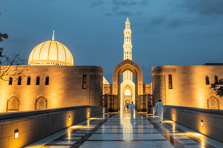 Muscat: Private Customizable City Highlights Tour