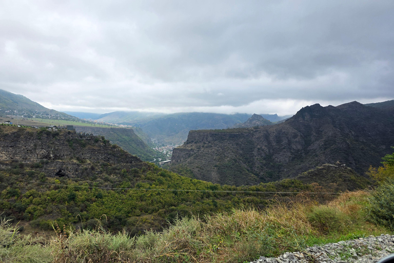 Tbilisi to Yerevan: The Ultimate Scenic Transfer