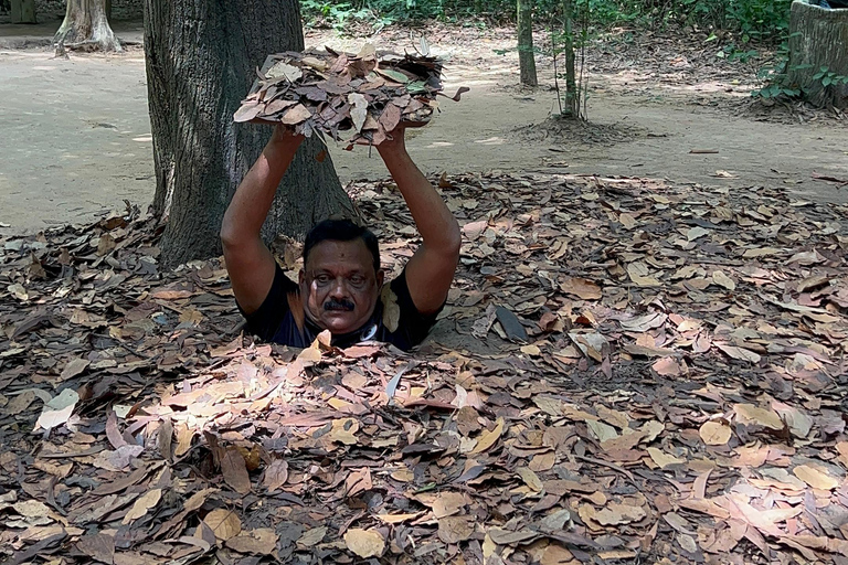 Cu Chi Tunnels Privat tur från Ho Chi Minh CIty med bil