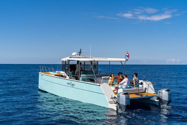 Dubrovnik : Visite de la grotte bleue en catamaran avec boissons et plongée en apnée