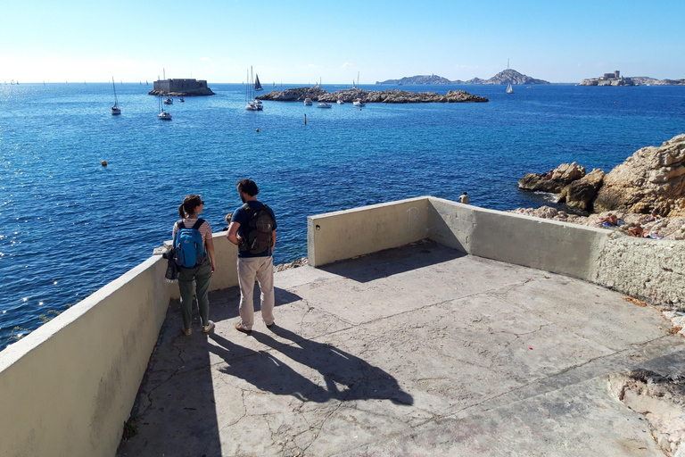 Marseille : urban coves tour and treasure hunt Marseille : urban coves tour and treasure hunt - French