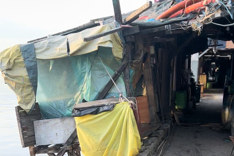 Manila: Community Life & the Legacy of Smokey Mountain