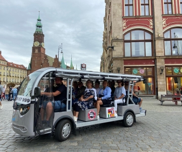 Breslau: E-Auto-Tour und Audioguide für Kleingruppen