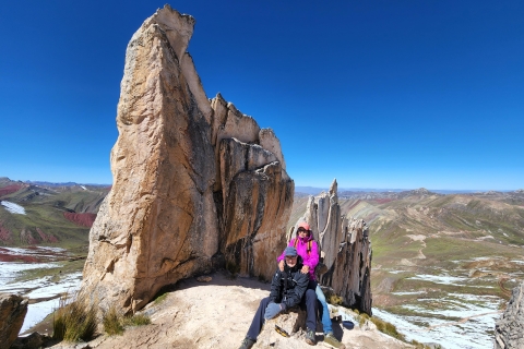 Depuis Cusco : Excursion d'une journée à la montagne arc-en-ciel de PalcoyoExcursion d'une journée à la montagne arc-en-ciel de Palcoyo