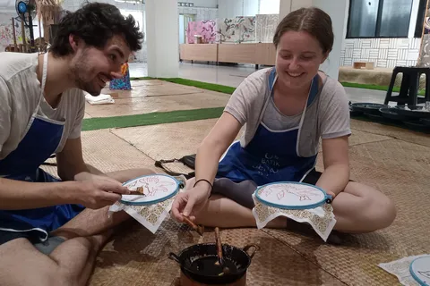 Yogyakarta: Batik Making Class with Expert