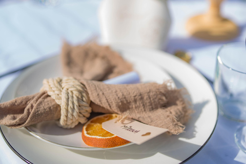 Abendessen im Weinberg an der Côte d'Azur