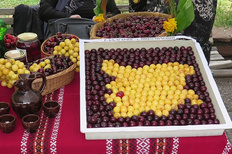 From Sofia: Day Tour to Cherry Festival 2026 in Kyustendil