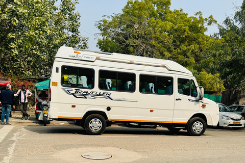 One Way City Transfer between Delhi and Jaipur