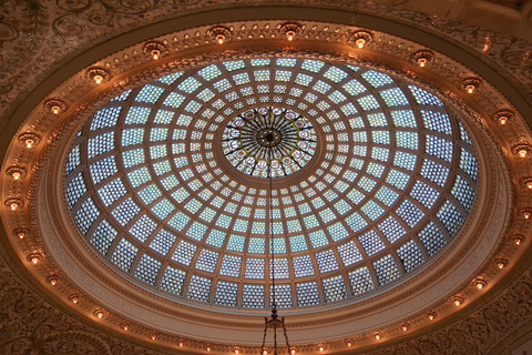 Downtown Chicago History Walking Tour with Expert Guide