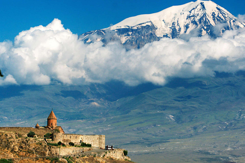 Khor Virap and Noravank with Tushpa and Momik Wine Tastings
