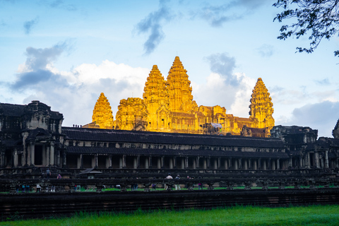 Siem Reap: Angkor Wat Sunrise, Kbal Spean, & Banteay Srei Angkor Wat Sunrise, Kbal Spean, & Banteay Srei—Basic Tour
