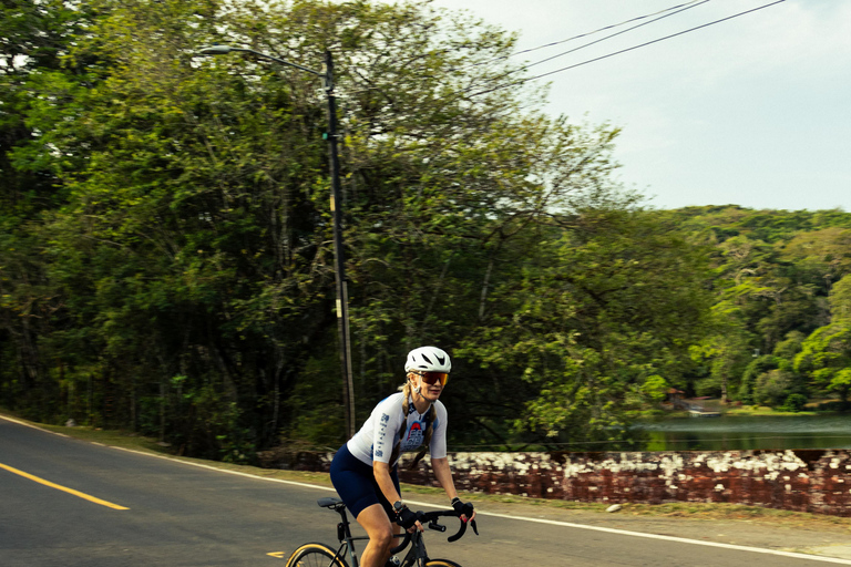 Panama City: Road Bike Training Tour with Hotel Pickup