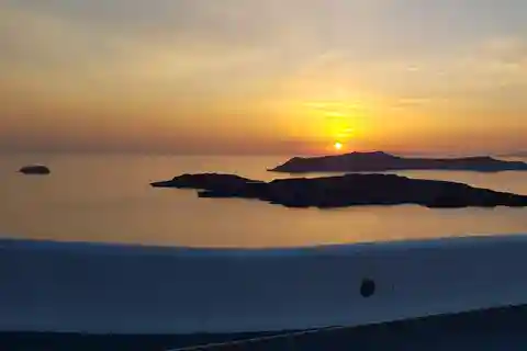 Santorini: Sightseeing Island Tour (Private)