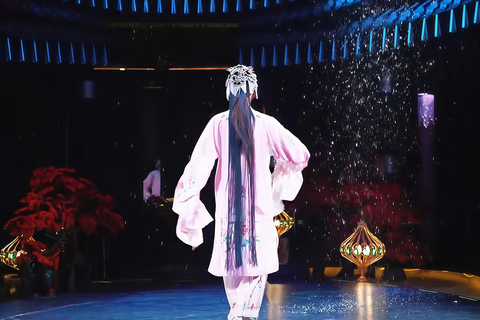 Kunming：Jueyan Banquet Immersive Cultural Experience 1 Floor Regular Seat Meal+Costume（ 7days in advance）