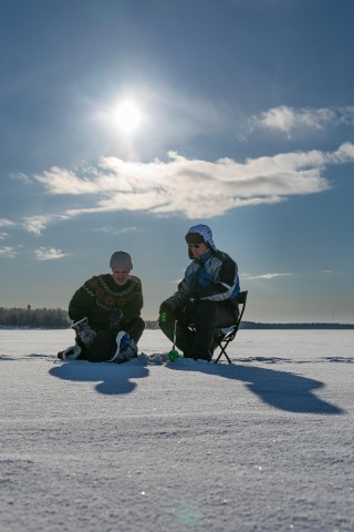Visit Ii Easy family-friendly ice fishing trip to the sea in Kemi, Finland
