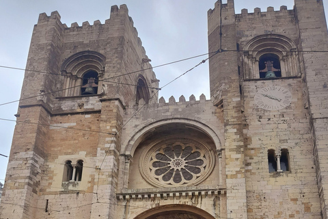 Lisbonne : visite historique en tuk pour deuxHistorische Tuk Tour für Zwei