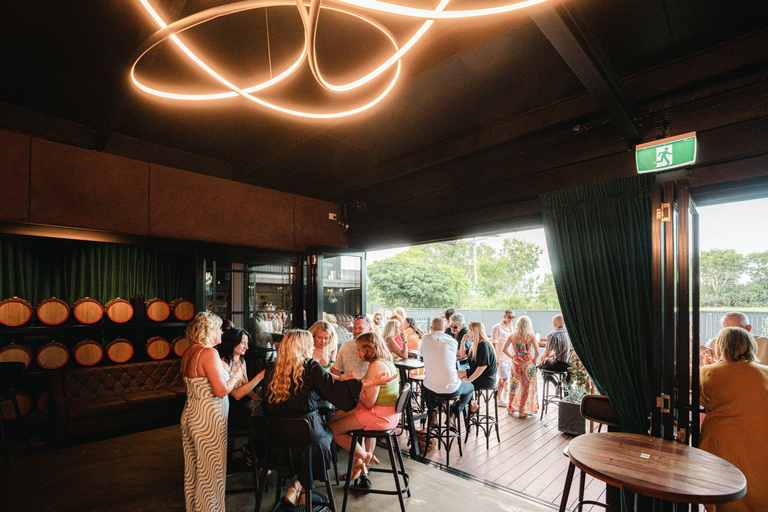 Gold Coast: Cocktail Class with Distillery Tour & Tastings