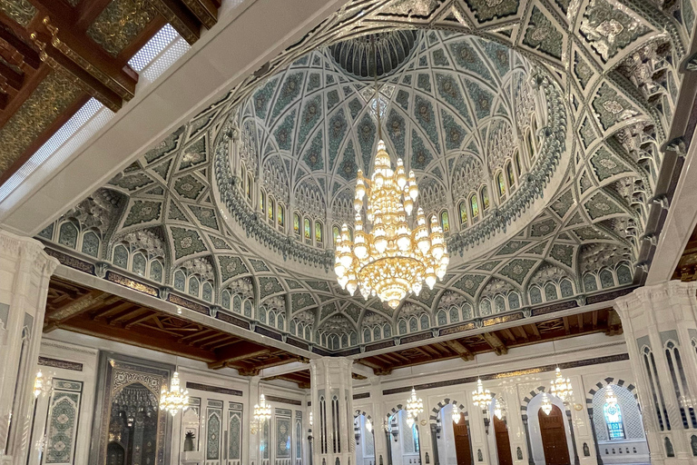 Muscat: Half-Day City Tour With Pickup & drop-off Muscat: Private City Tour - Luxury Mercedes