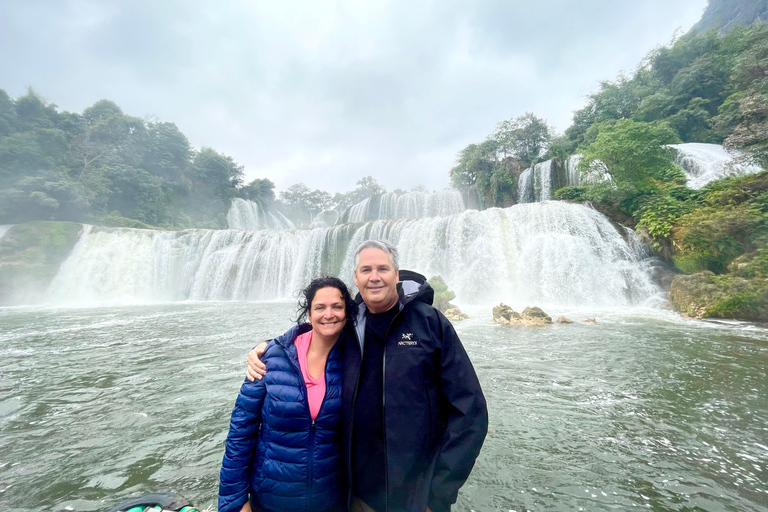 从河内出发：3日游览高平的亮点。从河内出发：3天高平精华游。