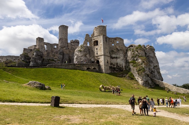 From Krakow: Ogrodzieniec Castle Private Guided Tour