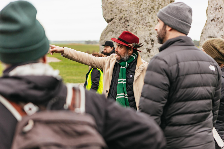 From London: Stonehenge Inner Circle and Windsor Day TripLate Departure with Windsor Walking Tour