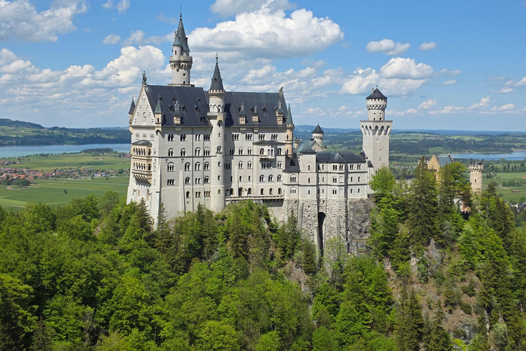 From Stuttgart: Neuschwanstein Castle Day Trip Neuschwanstein Tour in English